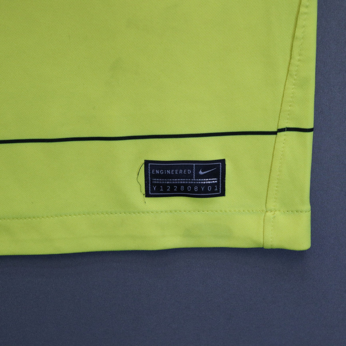 Nike Chelsea FC 2021-22 Away Soccer Jersey Youth Large Volt Yellow Pinstripe 3