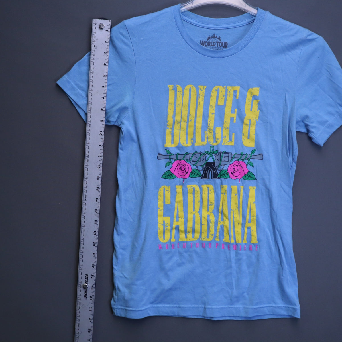 World Tour Dolce & Gabbana Guns N Roses Parody Graphic T-Shirt Mens Small Blue