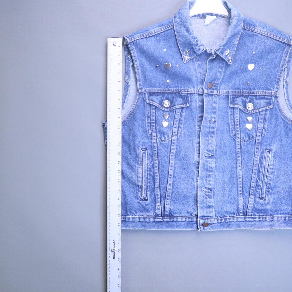Vintage Western Studded Denim Vest Sleeveless Cutoff Trucker Jacket Hearts Stars