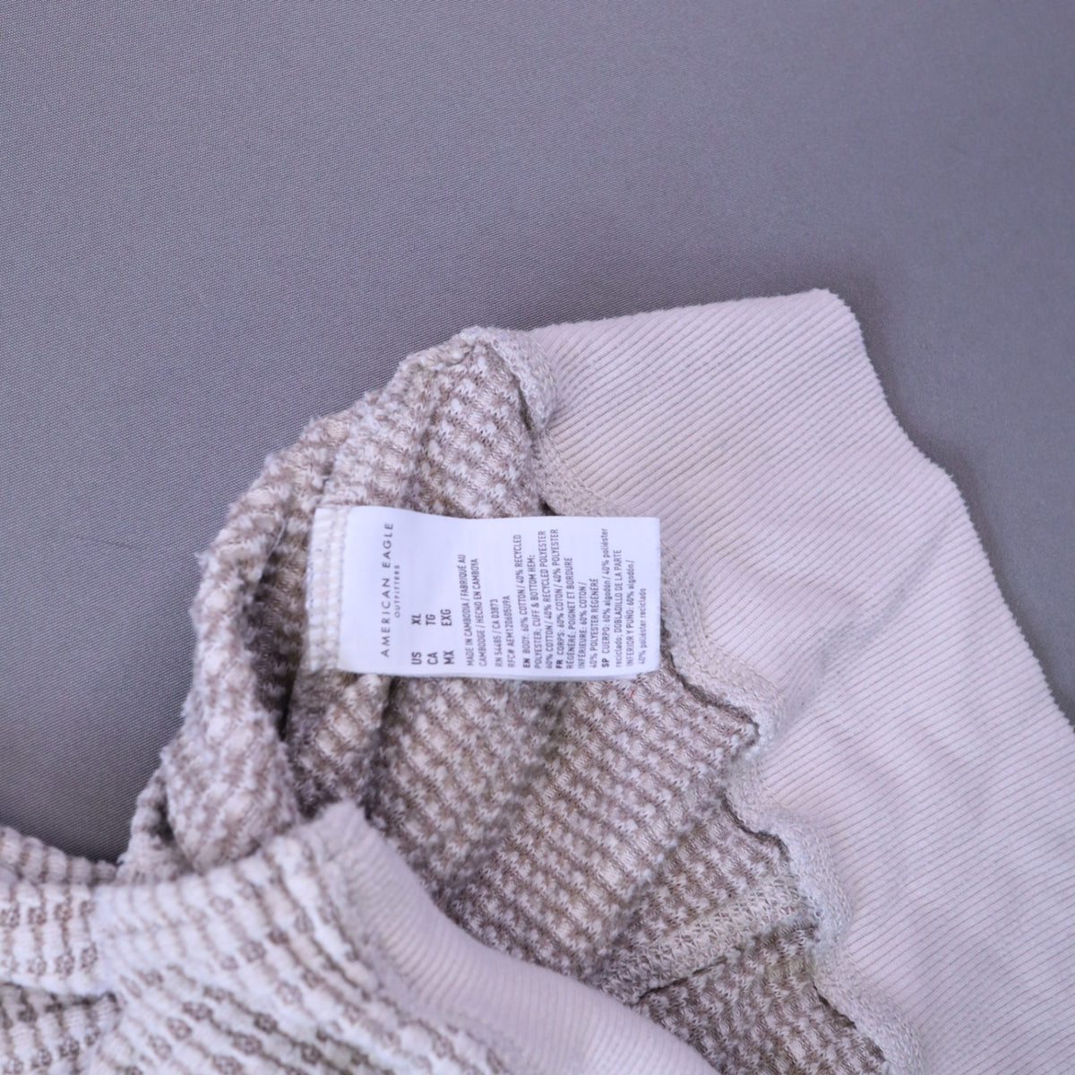 American Eagle Waffle Knit Thermal Sweater XL Beige V-Neck Slouchy Oversized
