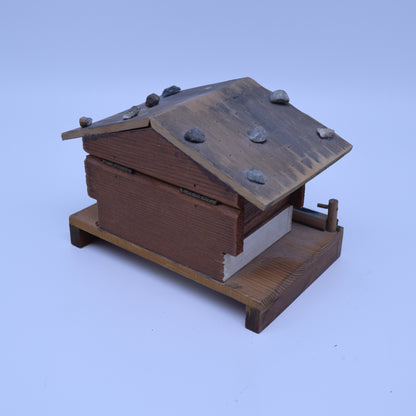 Home Vintage Swiss Alpine Chalet Wooden Music Box Polka Luxembourgeoise Trinket Box
