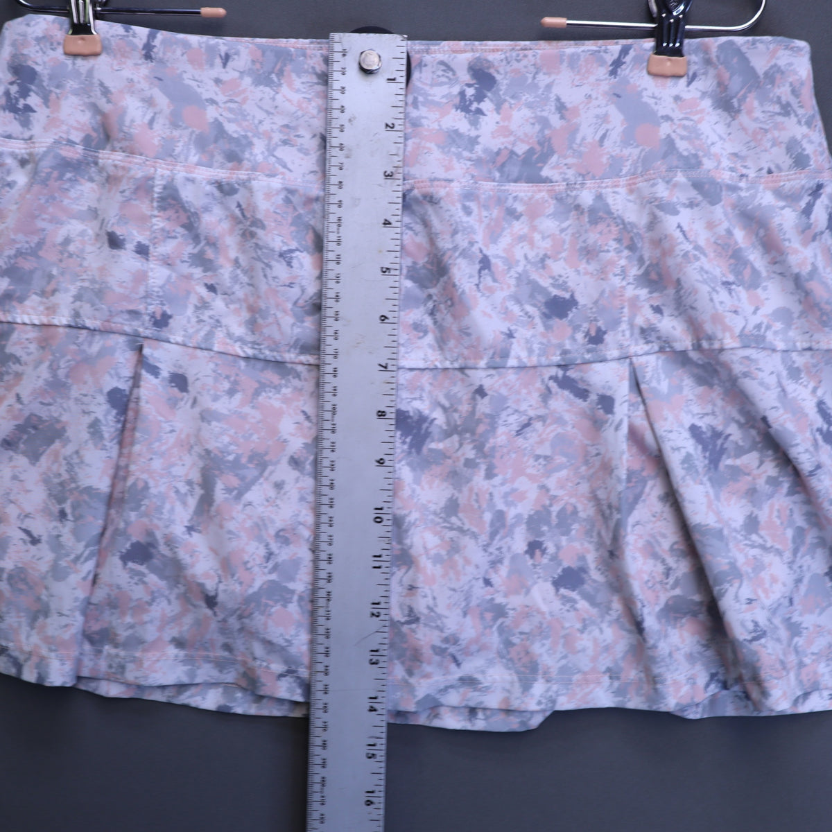 Etonic Tennis Skort Skirt Womens Large Pink Gray Camo Pleated Built-in Shorts