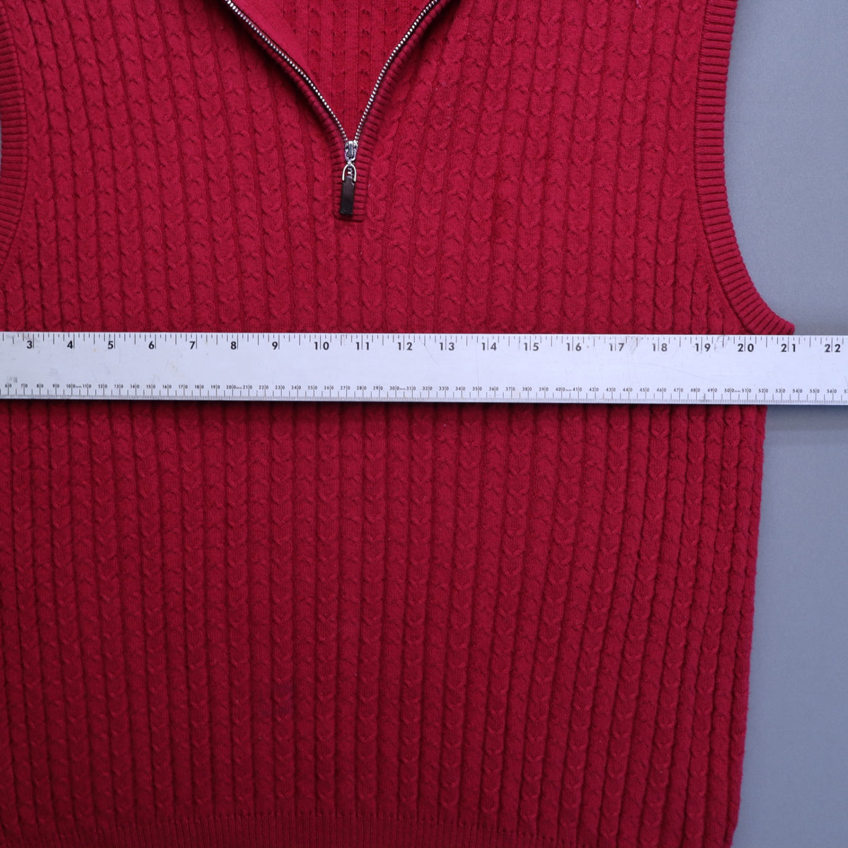 Robert Talbott Jefferson Mens M Red Cashmere Blend Cable Knit Quarter Zip Vest