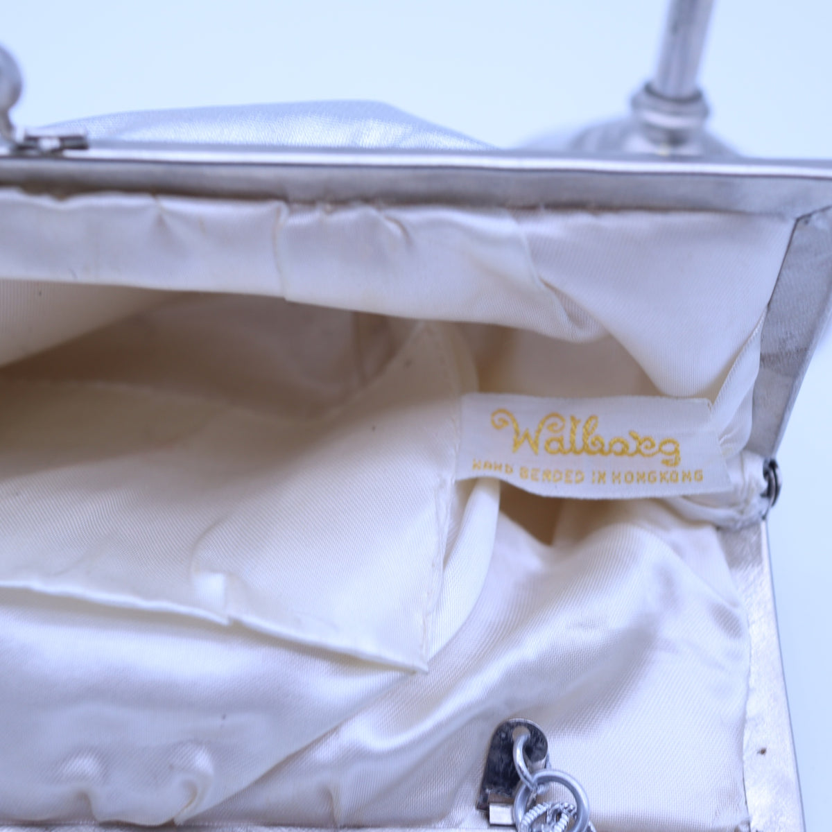 Vintage Walborg Silver Metallic Lame Evening Bag Kisslock Frame Clutch Chain