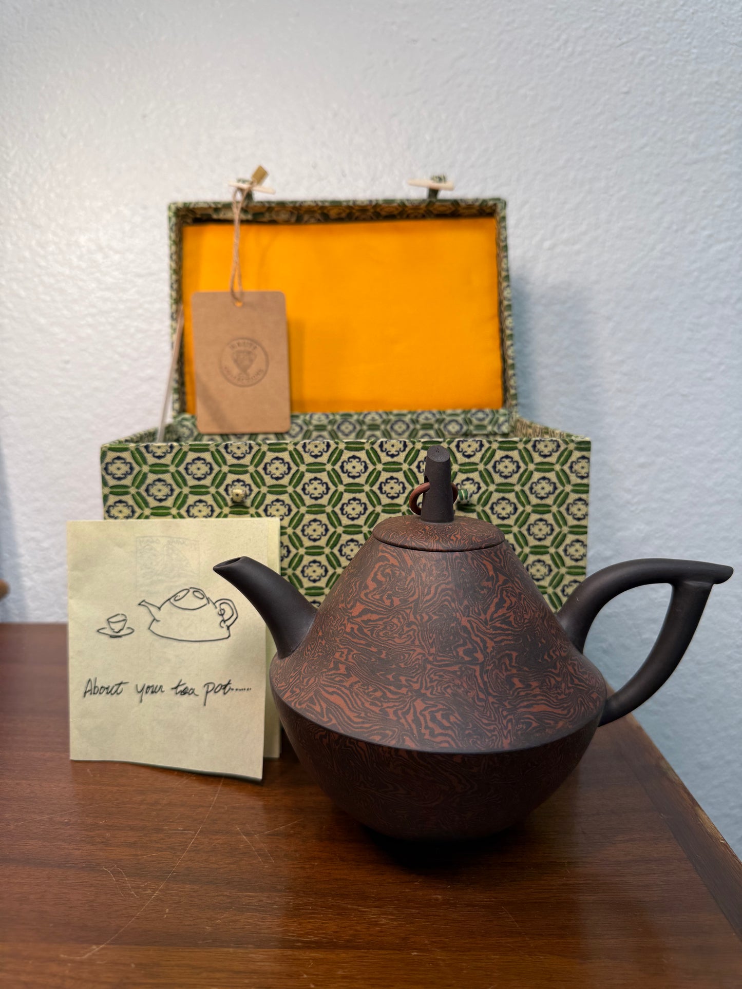Yixing Zhang Honghua VTG Clay Teapot