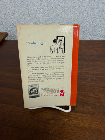 Ernest Hemingway "A Farewell to Arms" Japanese Edition